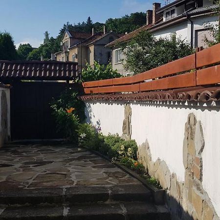 Отель Часовника Трявна Экстерьер фото